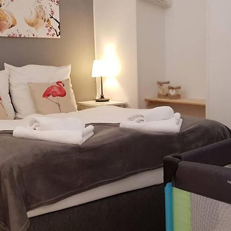 City Apartment Near Shooping Center, 6 Guests Berlin Ngoại thất bức ảnh